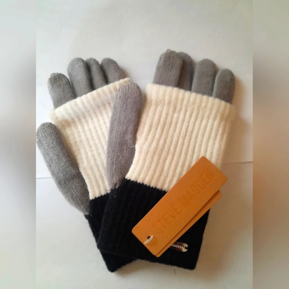 New Steve Madden Color Block Long Cuff Magic Gloves NWT (Touch Screen Cap..)
